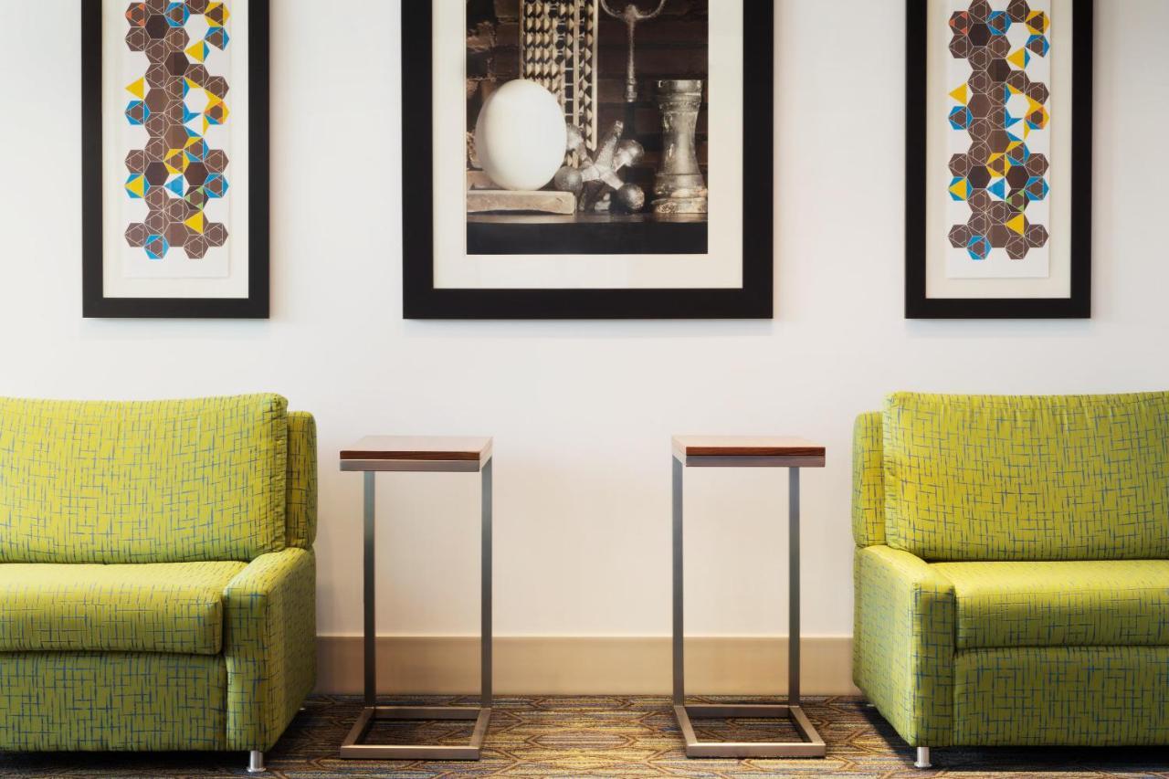 Holiday Inn Express & Suites - Yorkville By Ihg Exterior photo